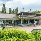 Entreprises 10 image LIDL detailhandel in niet-gespecialiseerde winkels waarbij voedings- en genotmiddelen overheersen (verkoopsoppervlakte tussen 400 m² en minder dan 2500 m²) dans Seraing WLG