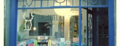 Entreprises 1 image DE SPELGEZEL dans Antwerp VAN