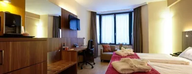 Entreprises 1 image HOLIDAY INN BRUSSELS - SCHUMAN hotels en dergelijke accommodatie dans Brussels