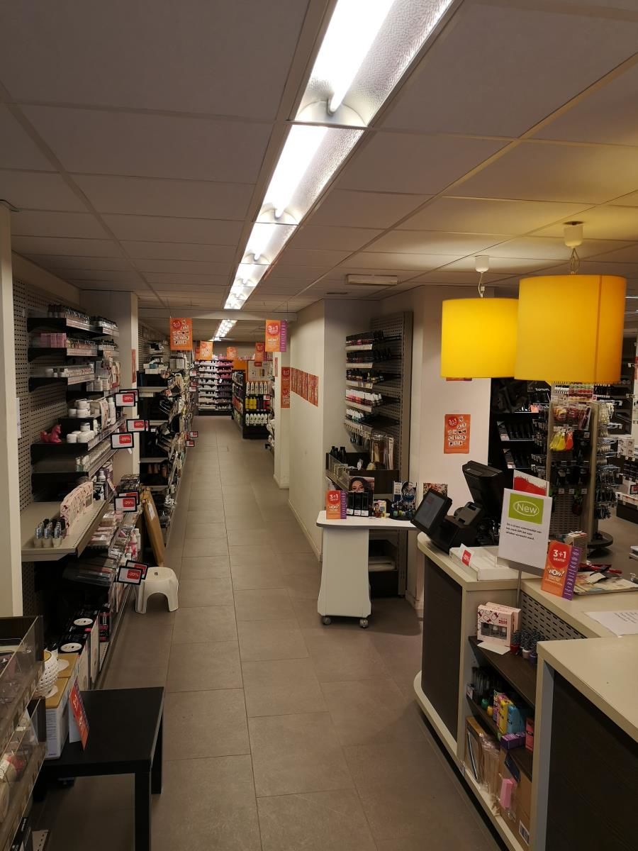 GORDIJNEN KLEIN CITÉ NV Detailhandel In Andere Artikelen